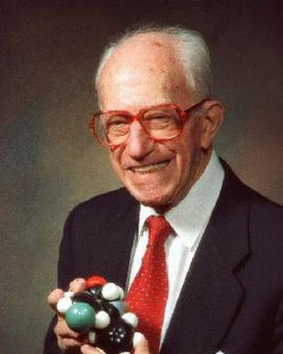 Leo Henryk Sternbach, farmaceut